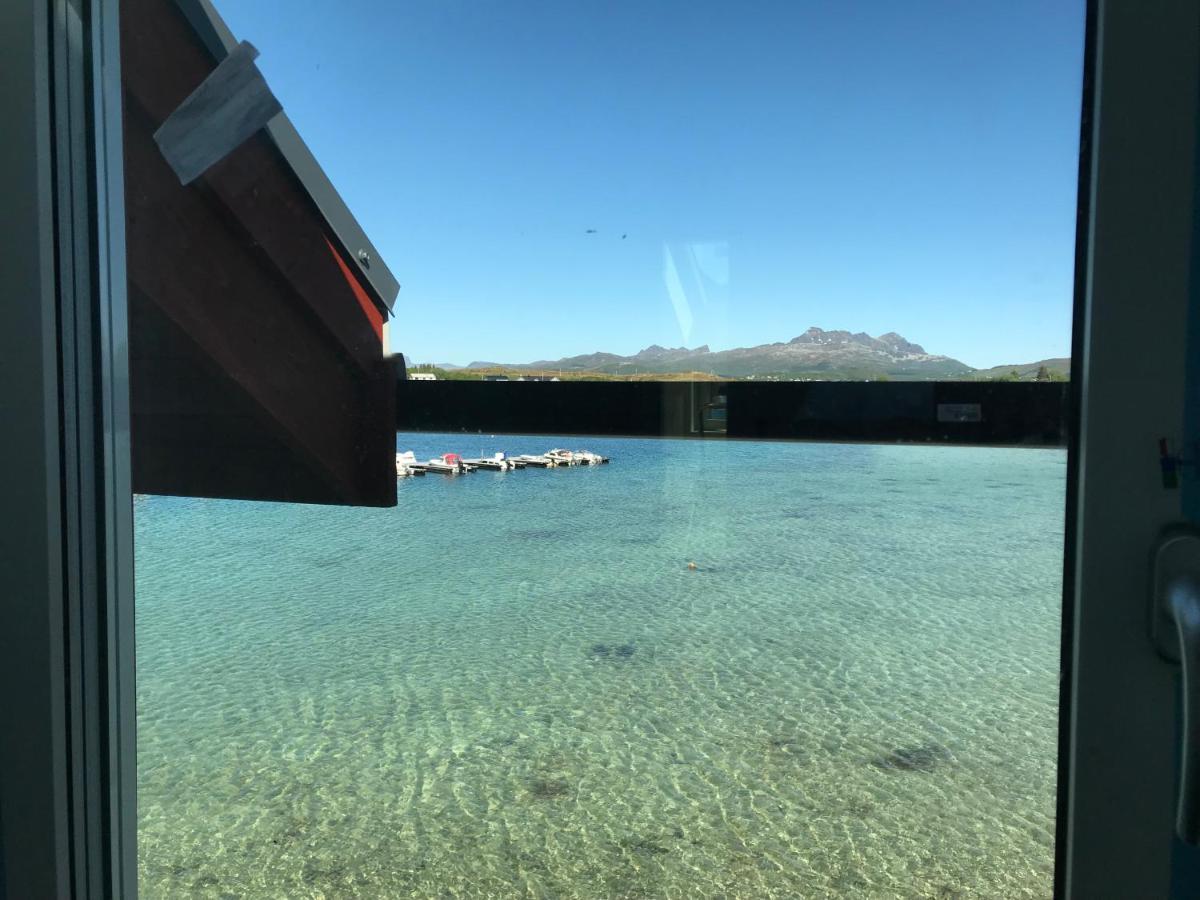 Nappstraumen Seafront Cabin 레크네스 외부 사진