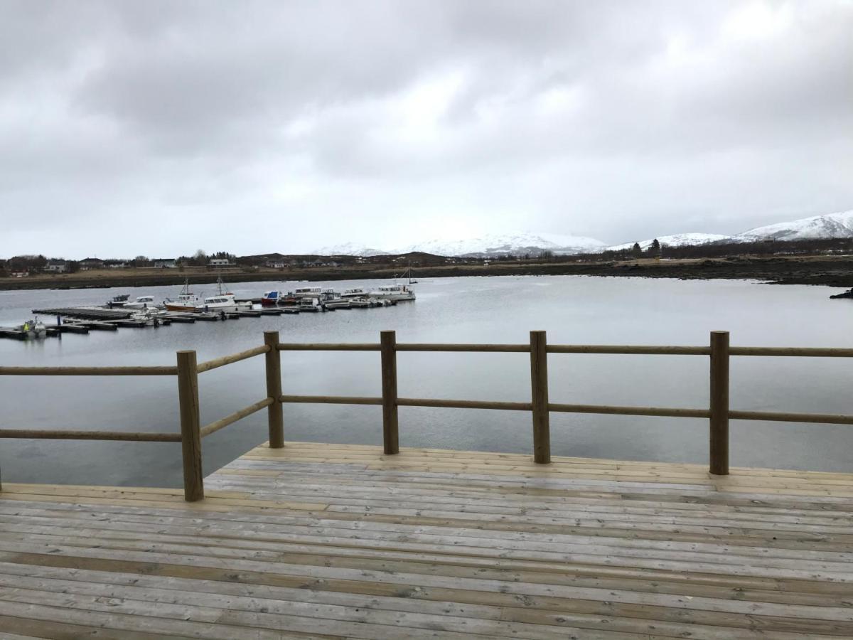 Nappstraumen Seafront Cabin 레크네스 외부 사진